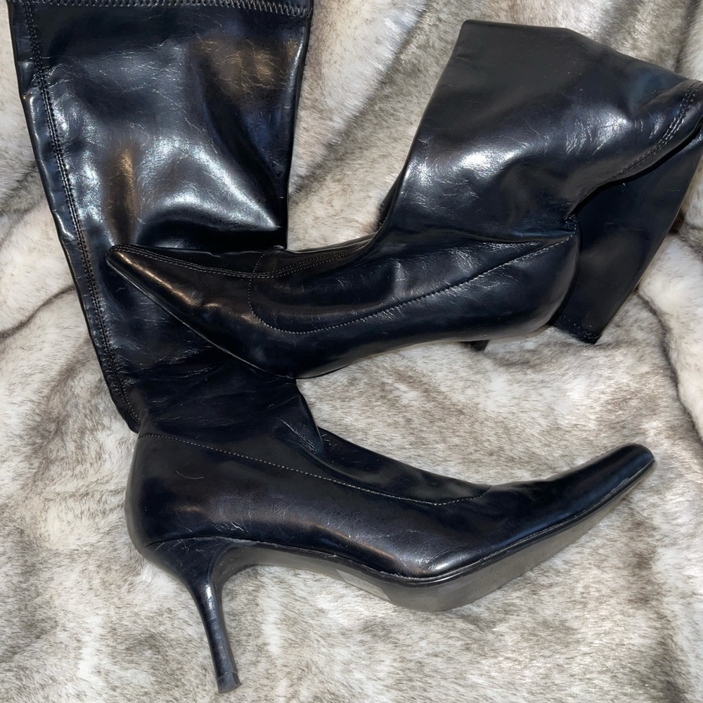 Black leather heel boots 8.5